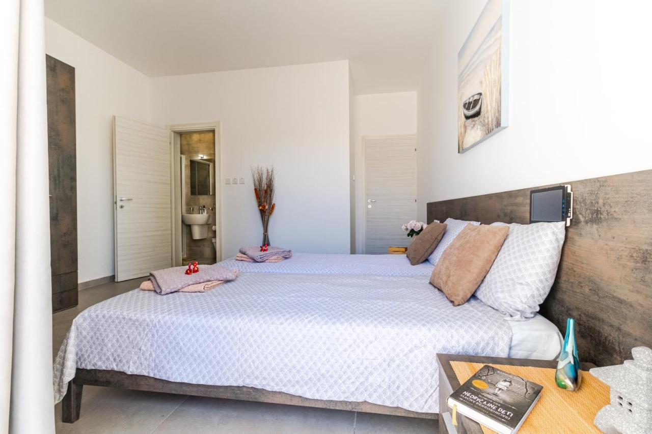 Spacious Brand New Apartment Hc Balcony 3 Bdr 2 Bth Bugibba Σεντ Πόλς Μπέι Εξωτερικό φωτογραφία