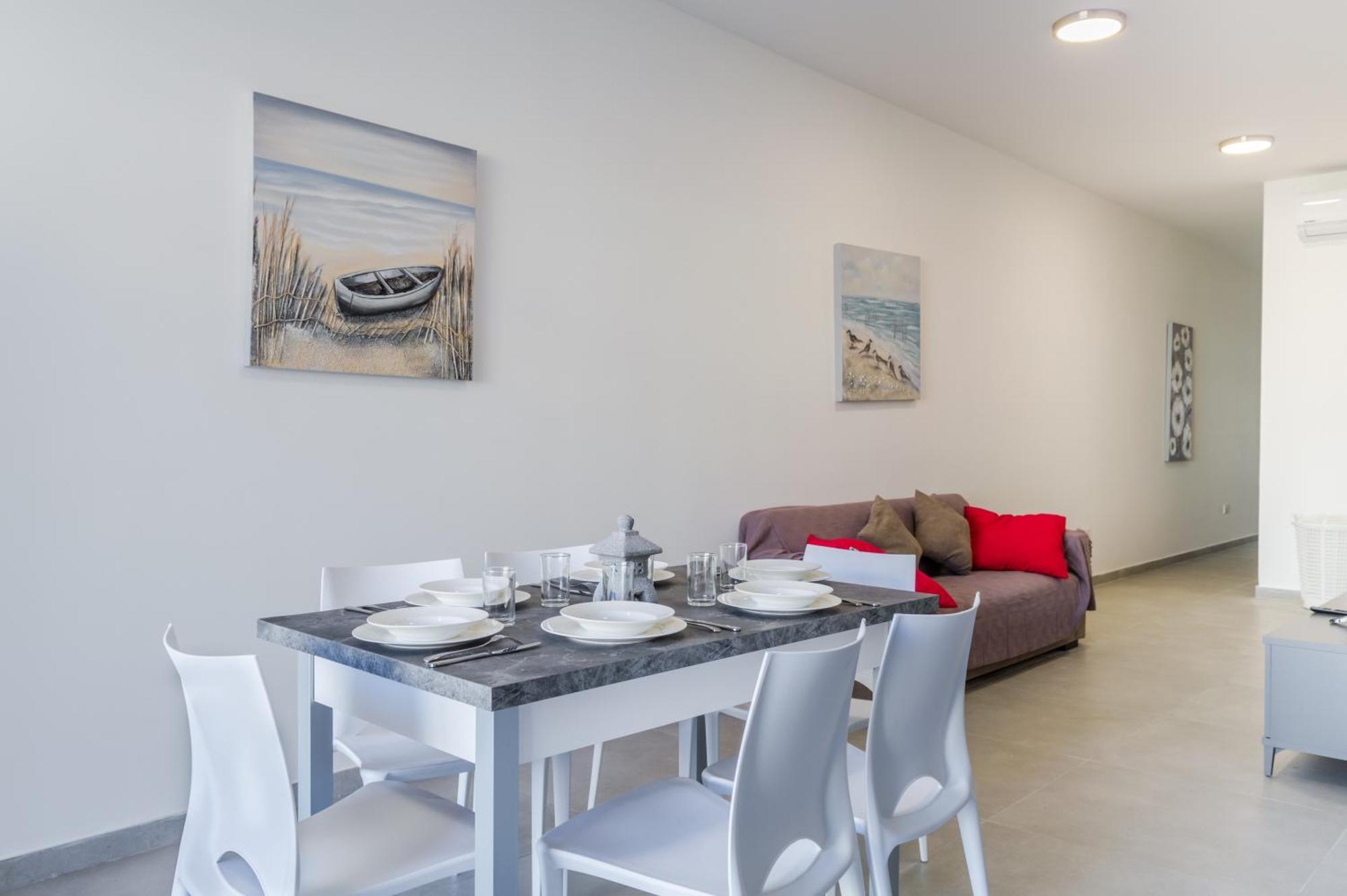Spacious Brand New Apartment Hc Balcony 3 Bdr 2 Bth Bugibba Σεντ Πόλς Μπέι Εξωτερικό φωτογραφία