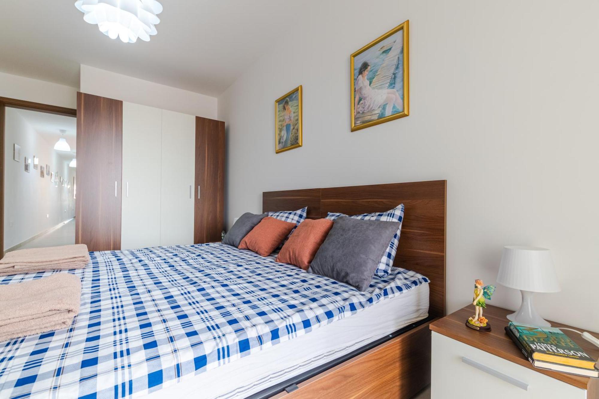 Spacious Brand New Apartment Hc Balcony 3 Bdr 2 Bth Bugibba Σεντ Πόλς Μπέι Εξωτερικό φωτογραφία
